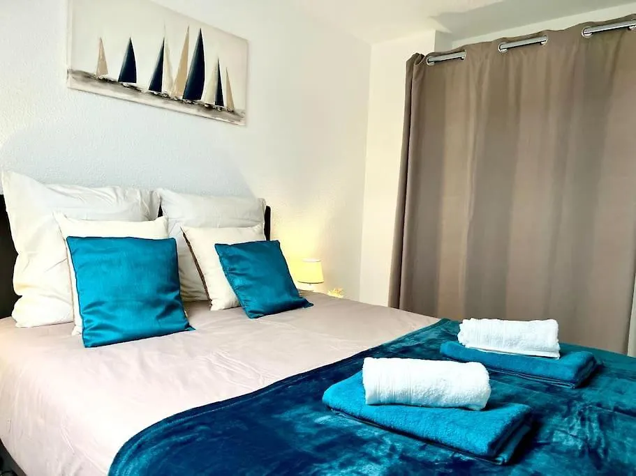 Perle Beach, Petite Maison Situee En Bord De Plage, Piscine. Guidel 0*,  Francia